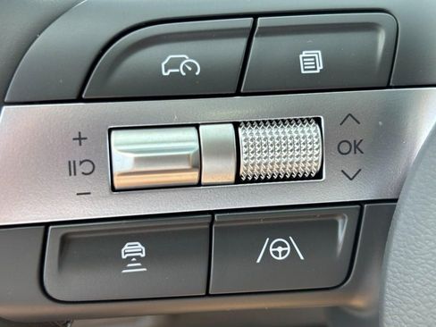 New 2025 Hyundai Sonata Limited FWD image 12