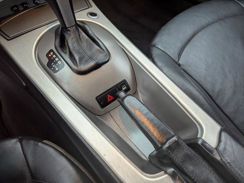 Used 2004 BMW Z4 3.0i RWD image 24