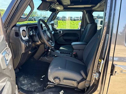 New 2026 Jeep Wrangler Unlimited Sport AWD/4WD image 17