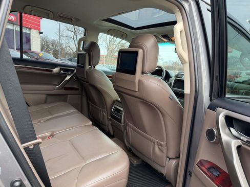 Used 2011 Lexus GX 460 Premium image 24