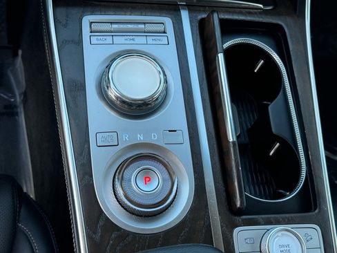 Used 2024 Genesis GV80 2.5T image 32