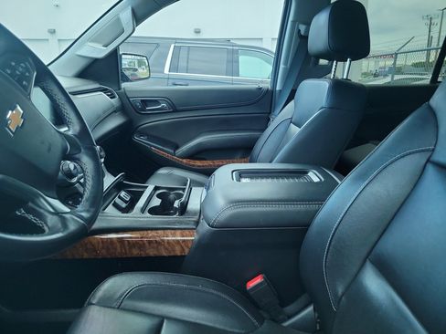 Used 2020 Chevrolet Tahoe Premier AWD/4WD image 7