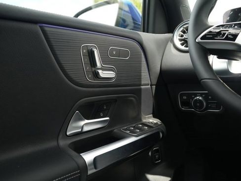 Certified 2026 Mercedes-Benz GLB 250 4MATIC image 24