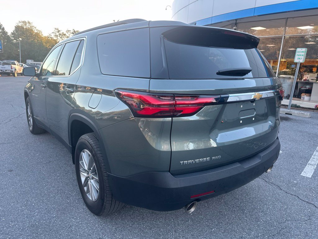 Used 2023 Chevrolet Traverse LT w/ LPO, Floor Liner Package AWD/4WD image 7