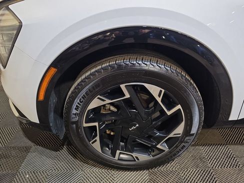 Used 2024 Kia Sportage SX AWD/4WD image 19