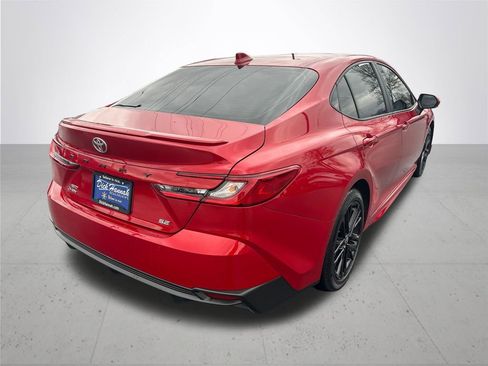 Certified 2025 Toyota Camry SE w/ Convenience Package image 8