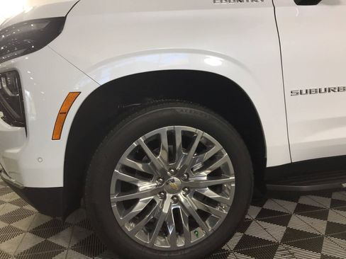 New 2026 Chevrolet Suburban High Country w/ Sun And Tow Package image 5