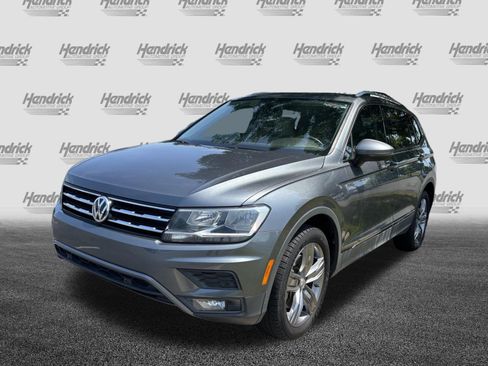 Used 2020 Volkswagen Tiguan SEL FWD image 9