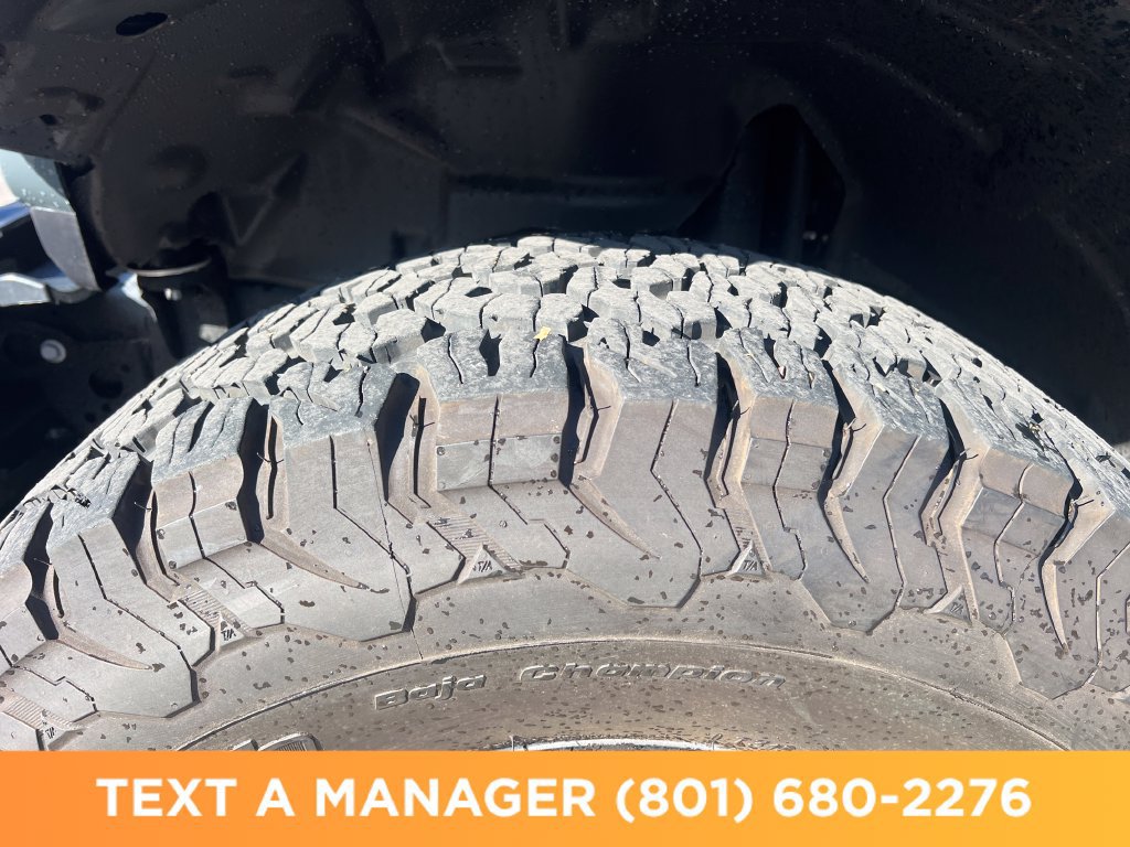 Used 2024 Jeep Wrangler Unlimited Rubicon AWD/4WD image 10