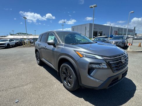New 2026 Nissan Rogue SV FWD image 2