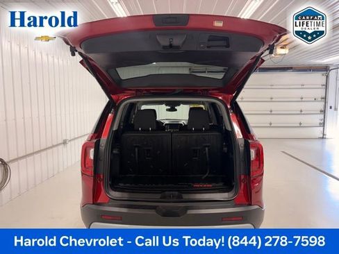 Used 2023 GMC Acadia SLE w/ LPO, Floor Liner Package AWD/4WD image 5
