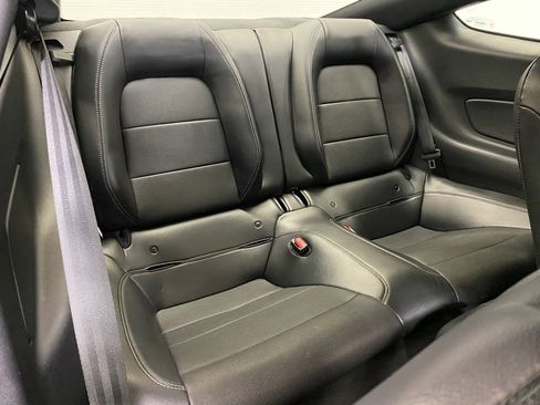 Used 2022 Ford Mustang GT Premium image 11