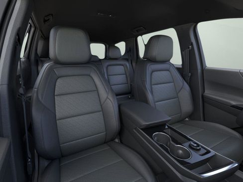 New 2026 Chevrolet Equinox LT w/ Convenience Package II AWD/4WD image 16