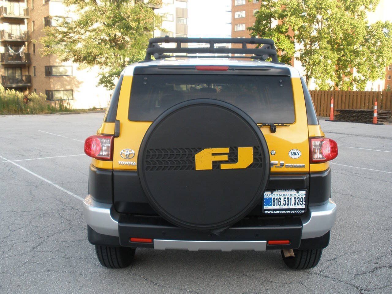 Used 2007 Toyota FJ Cruiser 2WD image 8