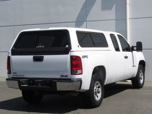 Used 2011 GMC Sierra 1500 W/T AWD/4WD image 6