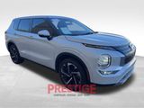 Used 2022 Mitsubishi Outlander SE image 5