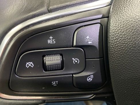 Used 2023 Buick Envision Avenir AWD/4WD image 16