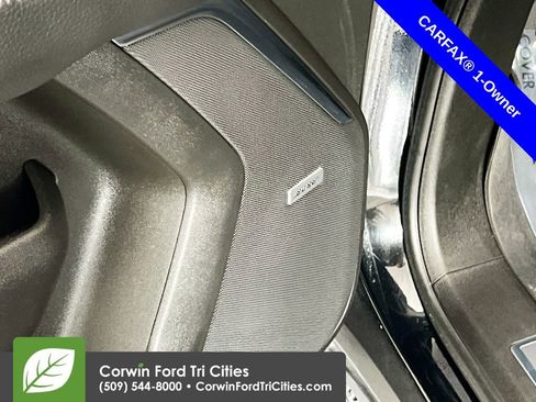 Used 2023 GMC Yukon XL Denali w/ Denali Reserve Package image 13