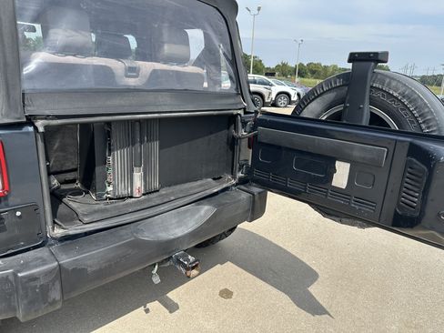 Used 2008 Jeep Wrangler X AWD/4WD image 20