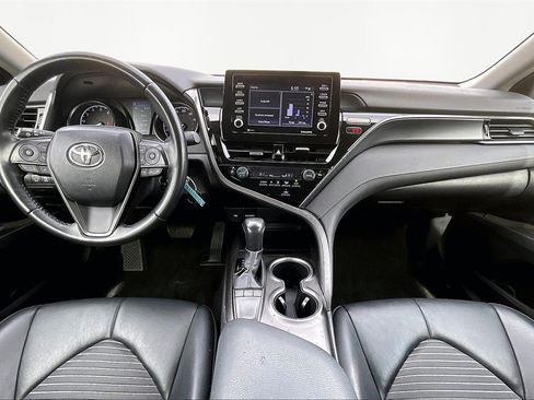 Used 2023 Toyota Camry SE image 16