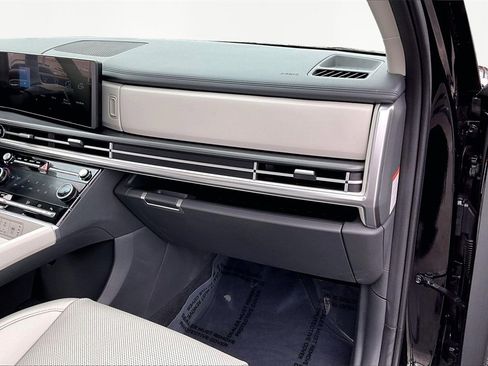 Used 2026 Hyundai Santa Fe SEL image 17