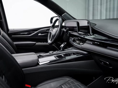 Used 2023 Cadillac Escalade V image 42