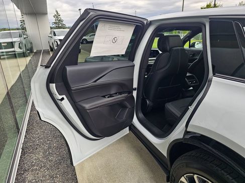 New 2027 Cadillac Lyriq Sport AWD/4WD image 15