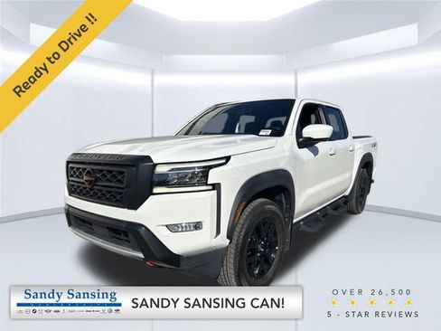 Used 2022 Nissan Frontier Pro-X RWD image 1