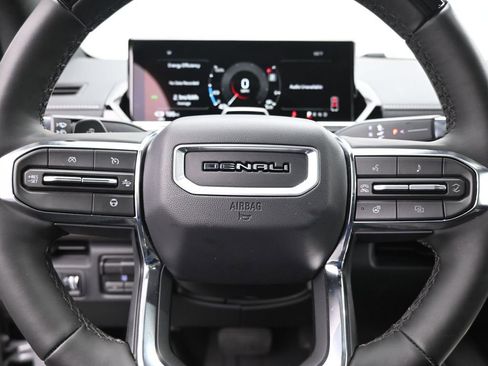 Used 2025 GMC Sierra EV Denali image 13