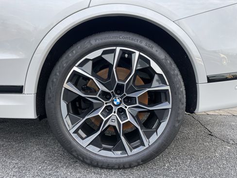 Used 2024 BMW X7 M60i w/ Executive Package image 10