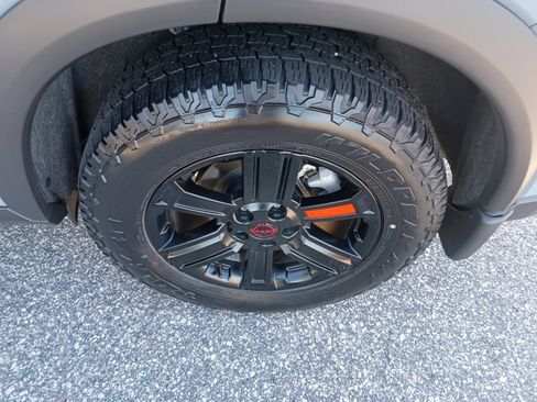 Used 2025 Nissan Rogue SV w/ Rock Creek Premium Package AWD/4WD image 22