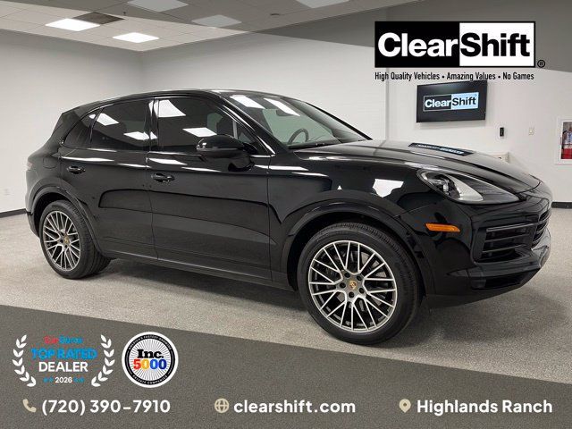 Used 2022 Porsche Cayenne Platinum Edition AWD/4WD image 1