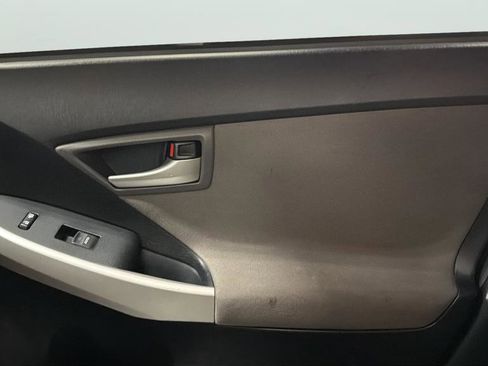 Used 2015 Toyota Prius Three w/ Solar Roof Package FWD image 13