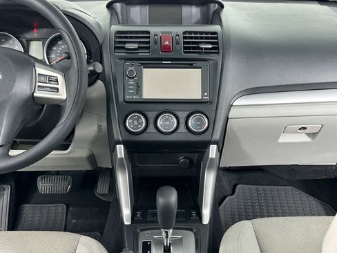 Used 2014 Subaru Forester 2.5i Premium image 35