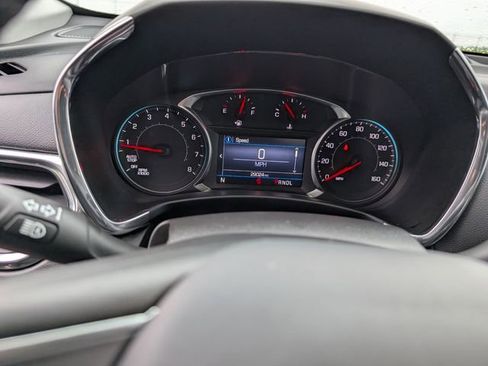 Used 2023 Chevrolet Equinox LT FWD image 17