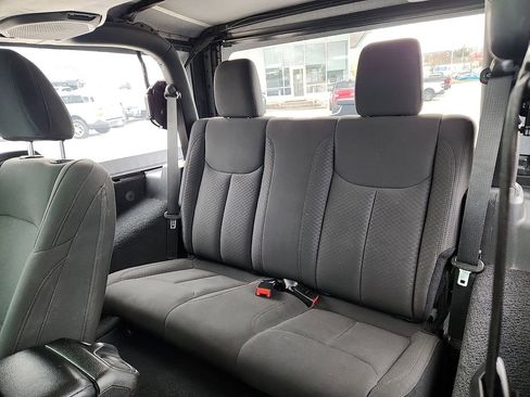 Used 2020 Jeep Wrangler Sport image 6