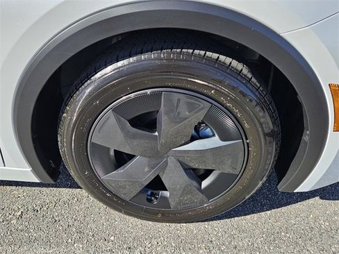 New 2026 Toyota Prius SE image 15