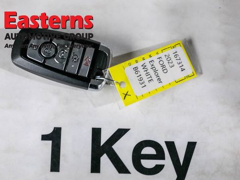 Used 2023 Ford Explorer Limited image 25