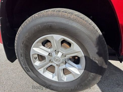 Used 2020 Toyota 4Runner SR5 Premium w/ Moonroof Package image 10