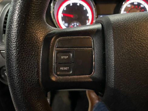 Used 2015 Dodge Grand Caravan SE w/ Quick Order Package 29E SE image 10