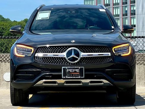 Certified 2022 Mercedes-Benz GLC 300 4MATIC image 3