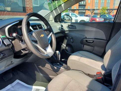 Used 2017 Chevrolet Sonic LT FWD image 15