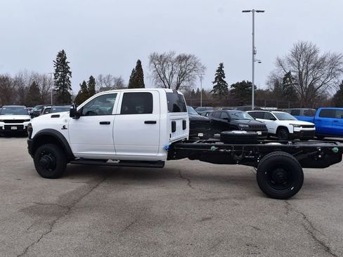 New 2026 RAM 5500 Tradesman image 12