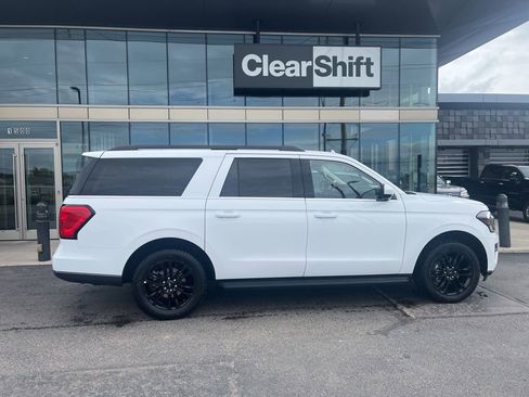 Used 2024 Ford Expedition Max XLT AWD/4WD image 7