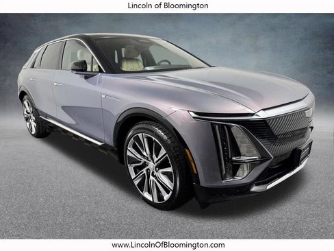 Used 2025 Cadillac Lyriq Luxury w/ Nappa Leather Package AWD/4WD image 8