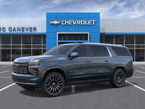 New 2026 Chevrolet Suburban High Country AWD/4WD image 3