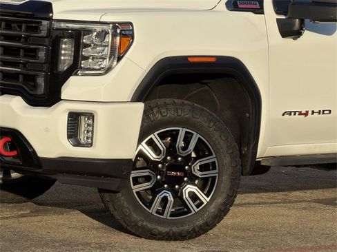 Certified 2022 GMC Sierra 2500 AT4 w/ AT4 Premium Plus Package image 8