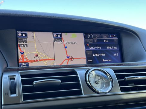 Used 2014 Lexus LS 460 image 24