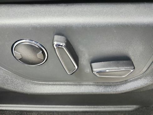 Used 2024 Ford Expedition Limited RWD image 48