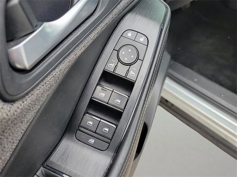 Used 2021 Nissan Rogue SV image 14